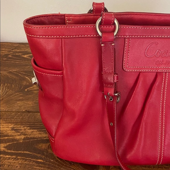Coach Red Leather Bag - Picture 4 of 16
